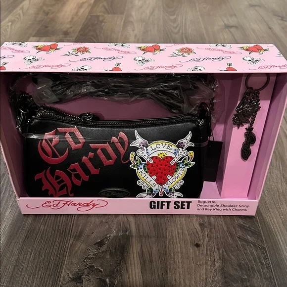 NWT Ed Hardy Love Kills Baguette Bag & Key Ring Set - Picture 2 of 6